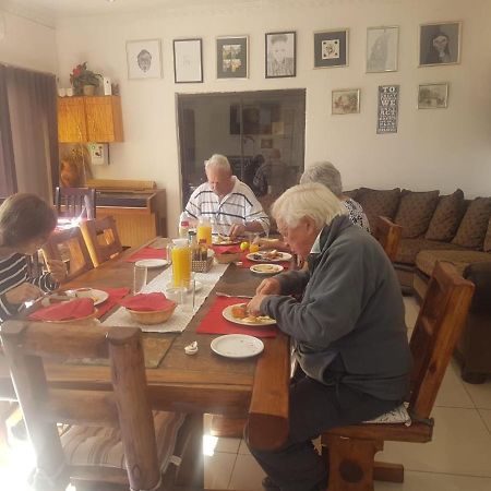Aliwal Villa Guest Lodge 외부 사진