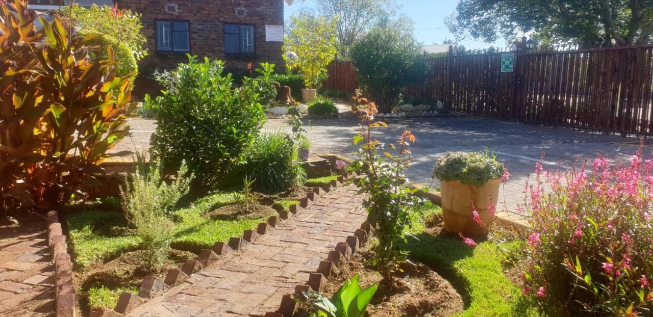 Aliwal Villa Guest Lodge 외부 사진