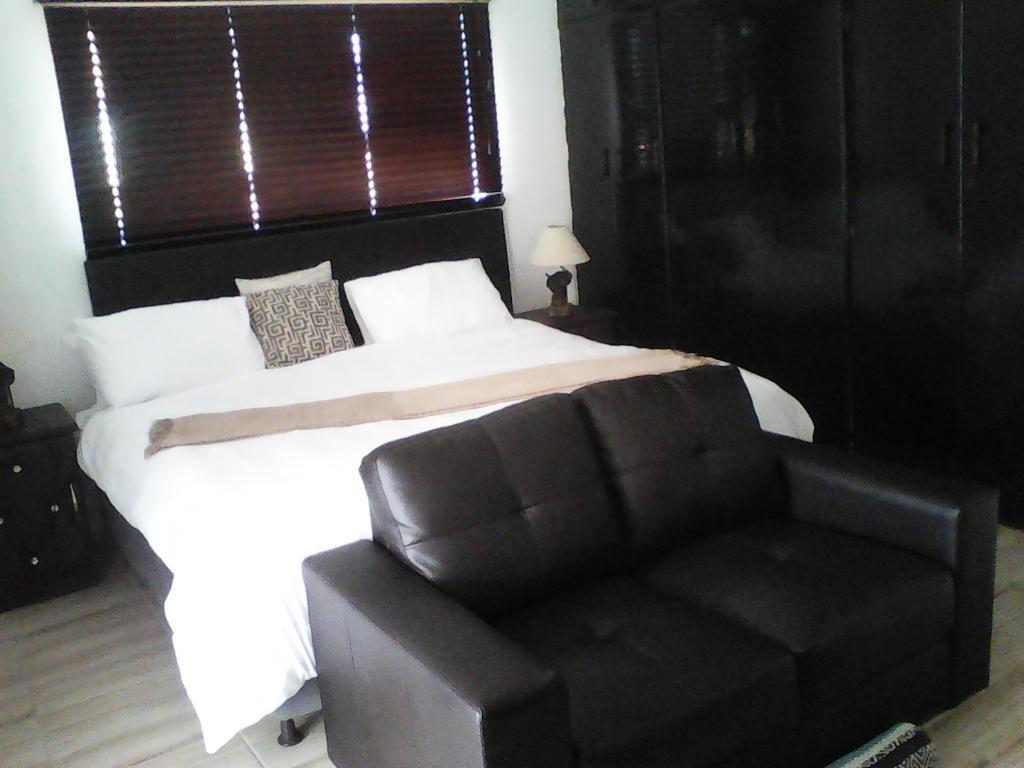 Aliwal Villa Guest Lodge 외부 사진