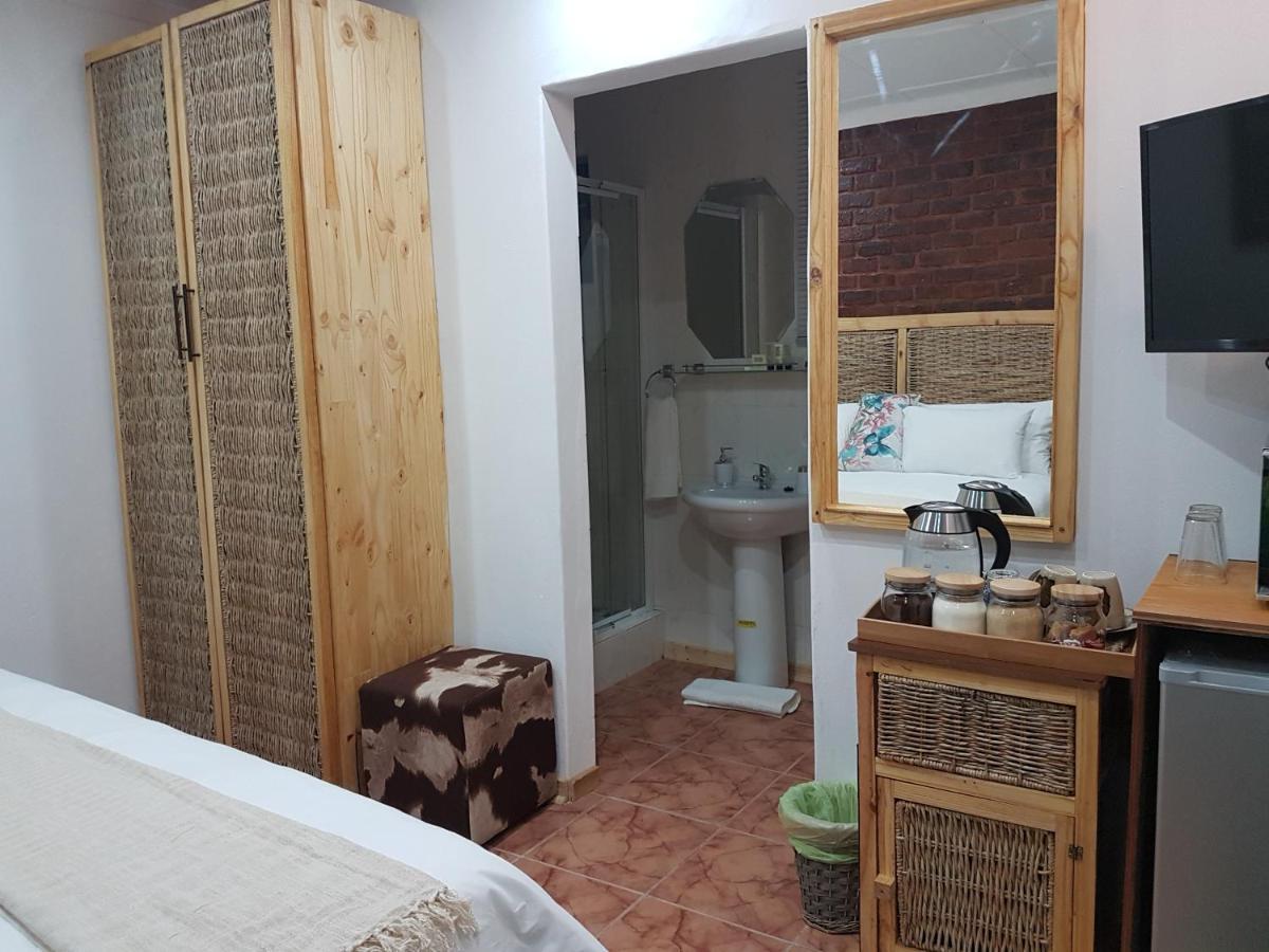 Aliwal Villa Guest Lodge 외부 사진